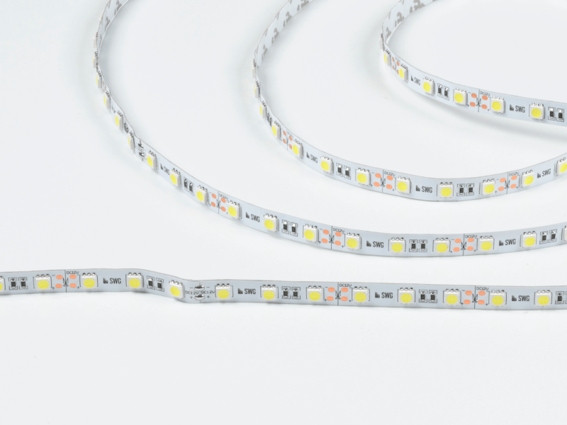 SWG Standard Светодиодная лента 5050, 60 LED/м, 14,4 Вт/м, 12В , IP20, Цвет: Ультрахолодный, SWG560-12-14.4-UW-M
