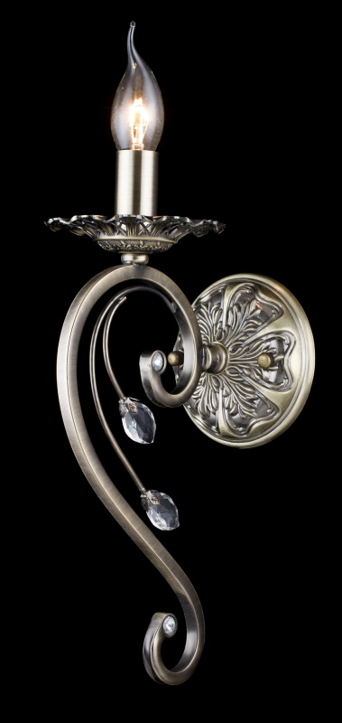 Настенный светильник (бра) Maytoni RC109-WL-01-R