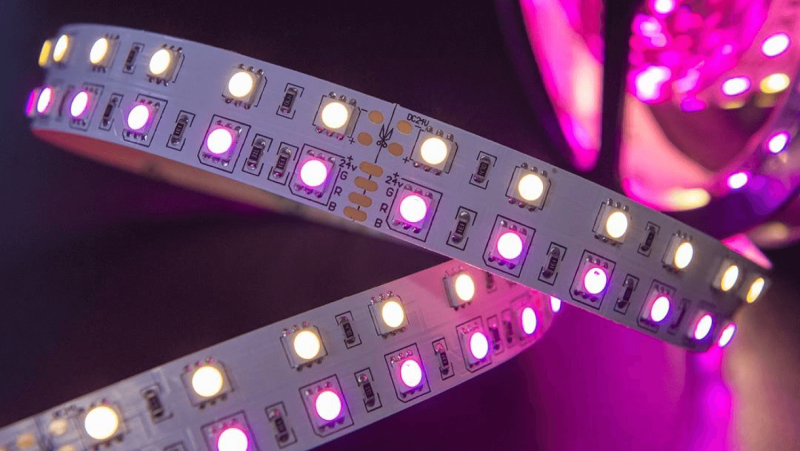 SWG Standard Светодиодная лента 5050, 120 LED/м, 28,8 Вт/м, 24В , IP20, Цвет: RGB + теплый белый, SWG5120-24-28.8-RGBWW-M